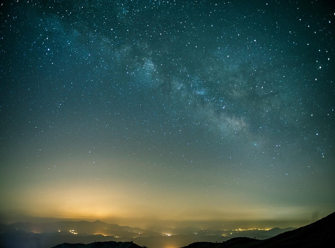 The Key Ingredients of a Well-Written 'First Night' Chapter